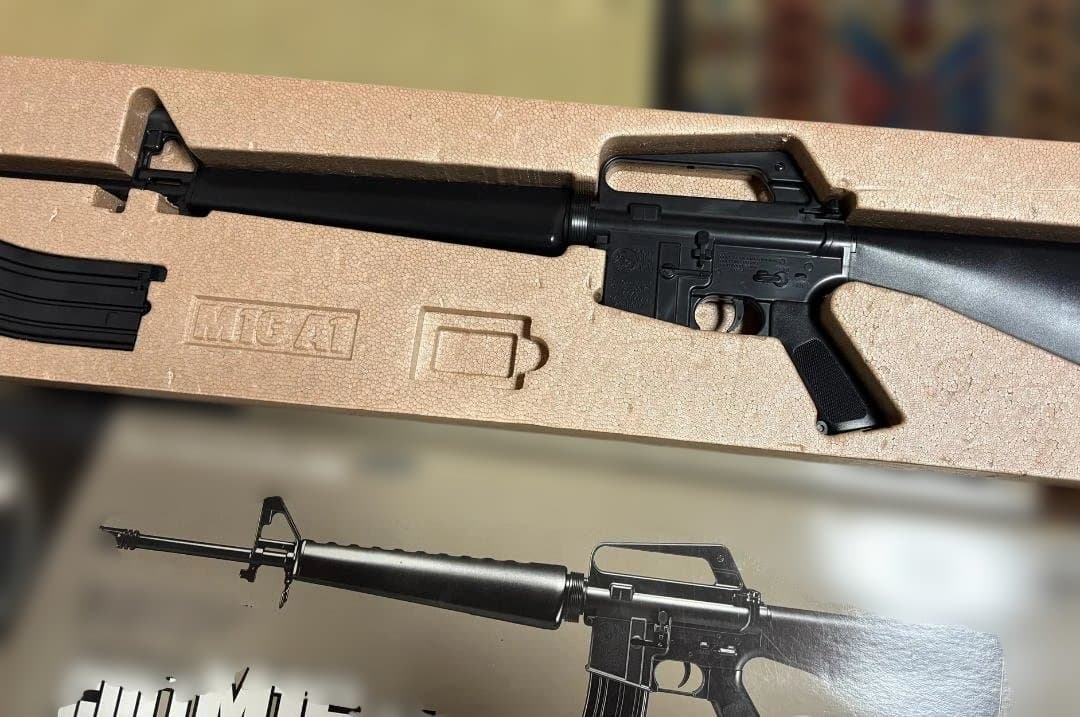 生産終了絶版品 マルイ エアーコッキングライフル コルト M16A1 状態良好品
