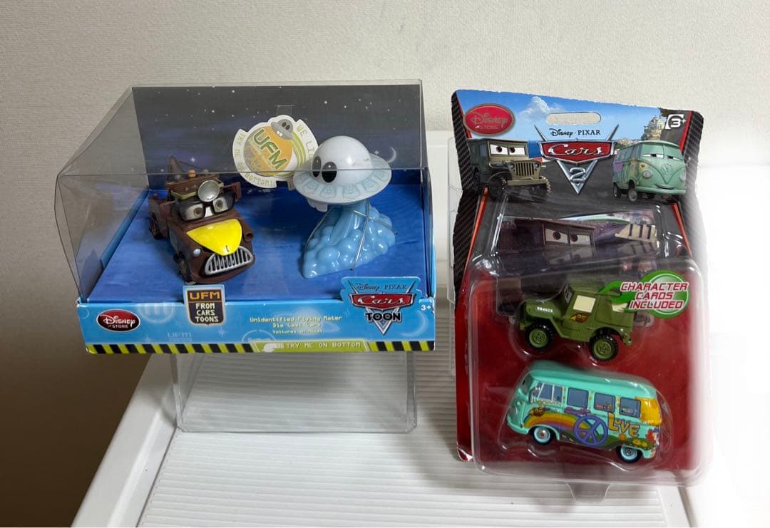 カーズ、ミニカー、メート、メーター、サージ、フィルモア（ディズニーストアー）