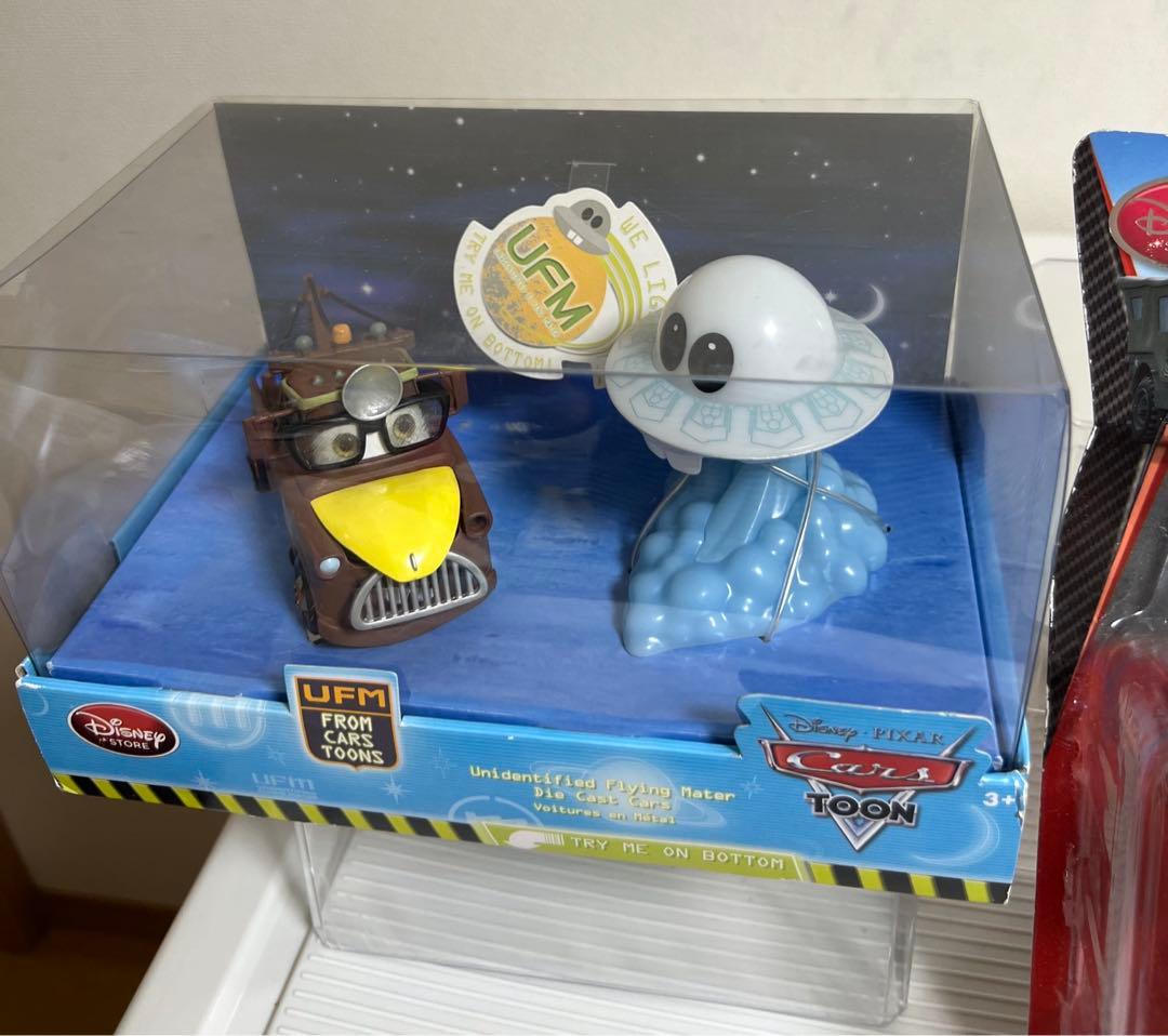 カーズ、ミニカー、メート、メーター、サージ、フィルモア（ディズニーストアー）