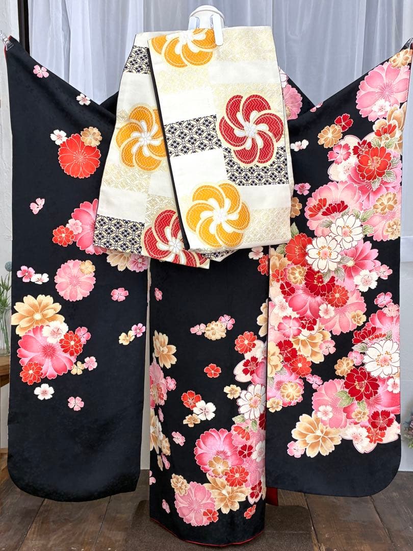 成人式　振袖フルセット　1131　正絹振袖　黒　花柄　格安！