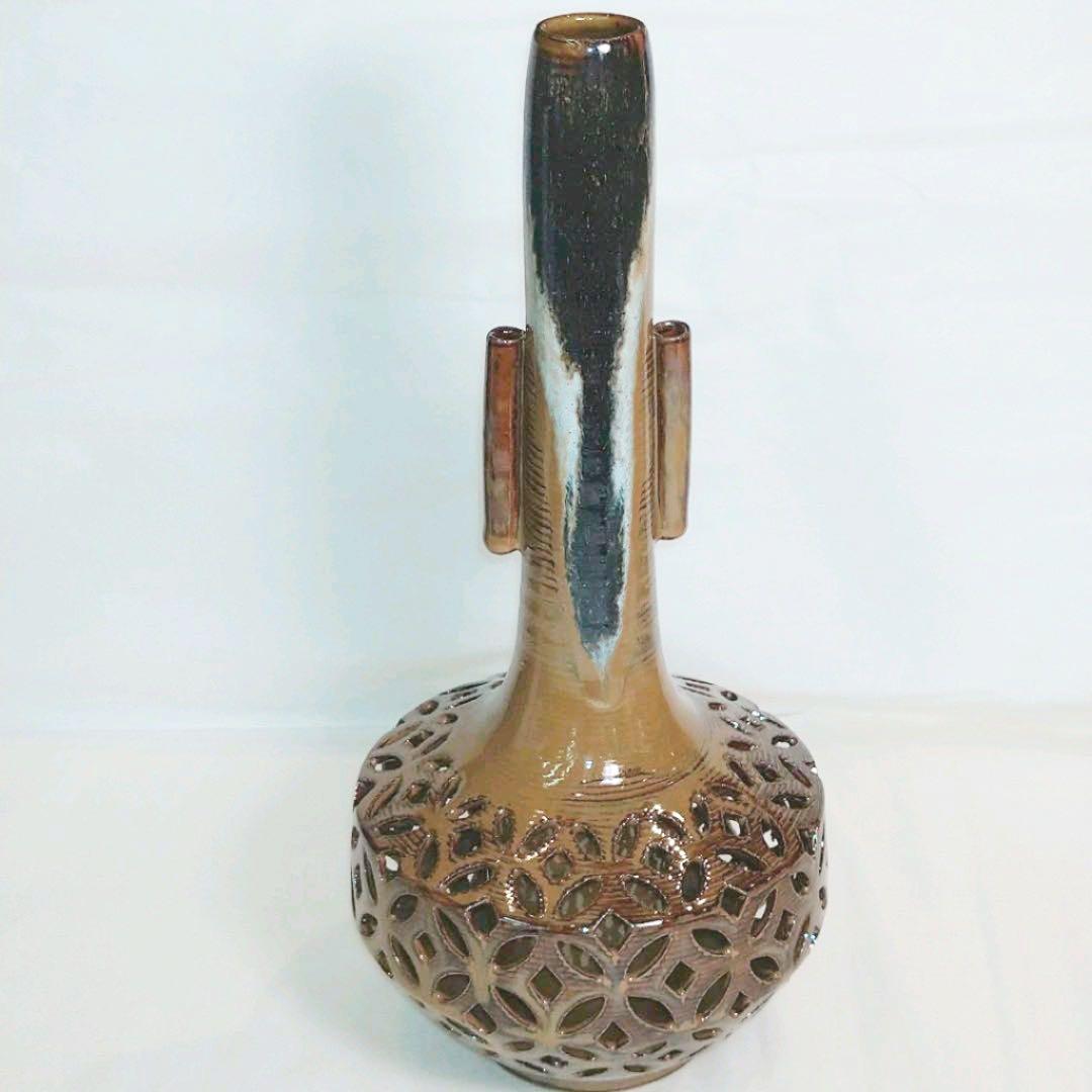 【茶道具】十五代 亀井味楽作　高取焼　七宝透花入