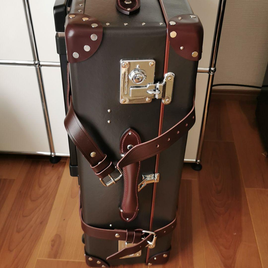 【新品】グローブトロッター　スーツケース