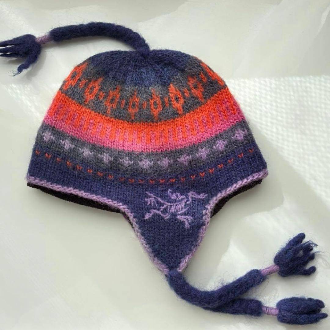 レアカラー アークテリクス ニット帽 入手困難