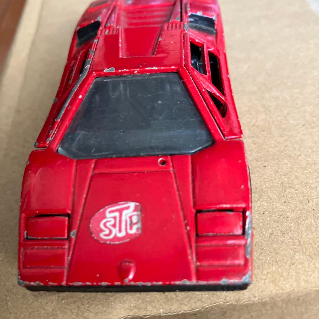Lamborghini Countach ミニカー 1/43
