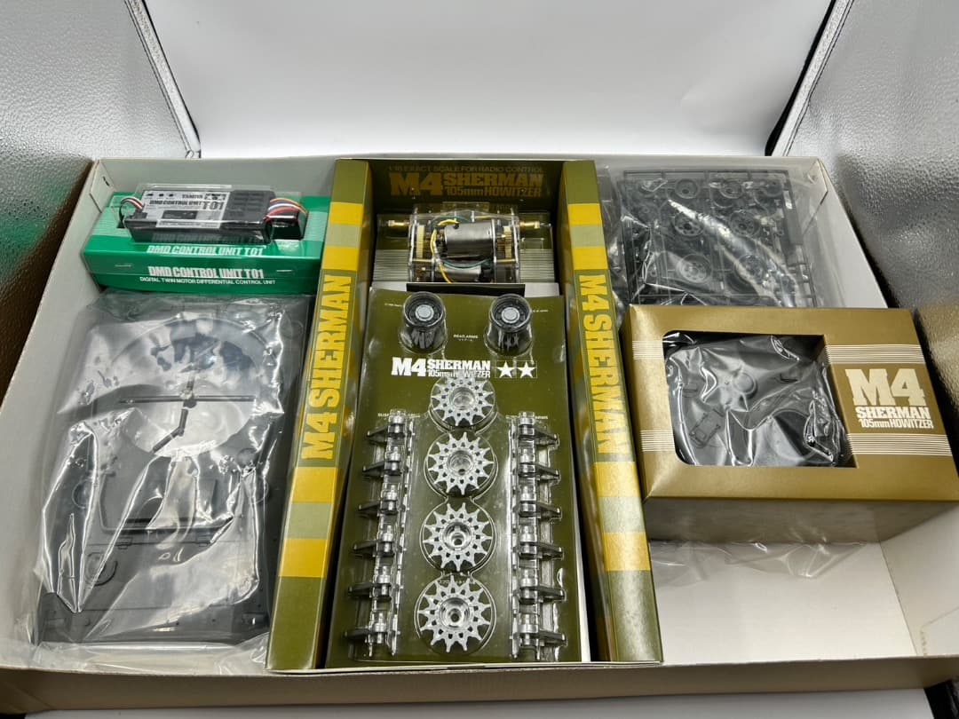M*n様 AO-1Tamiya M4 Sherman 105mm Howitze