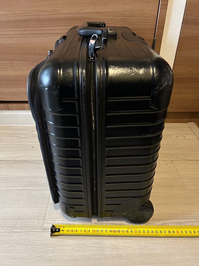 RIMOWA リモワ　機内持ち込み　2輪　TSAロック　黒
