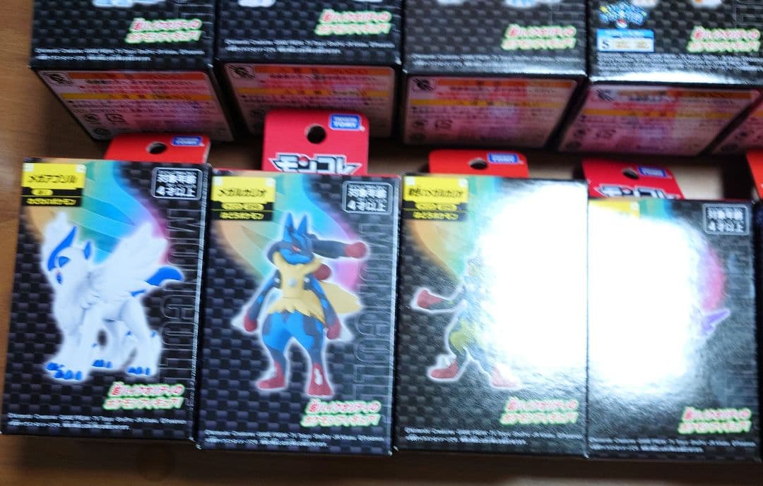 【未開封】モンコレ メガシンカ フィギュア19種+キラキラメガリザードンX×2個