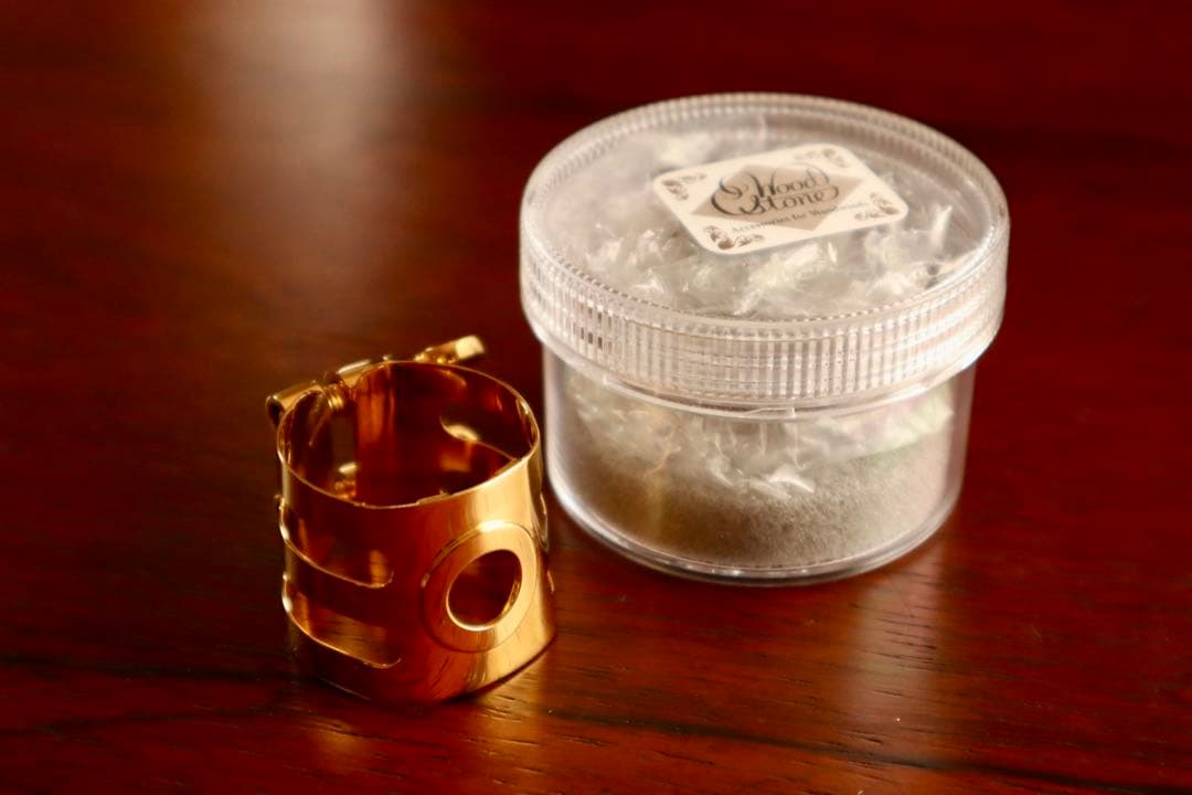 ウッドストーン アルトサックス用リガチャー(メイヤーラバー用GP)