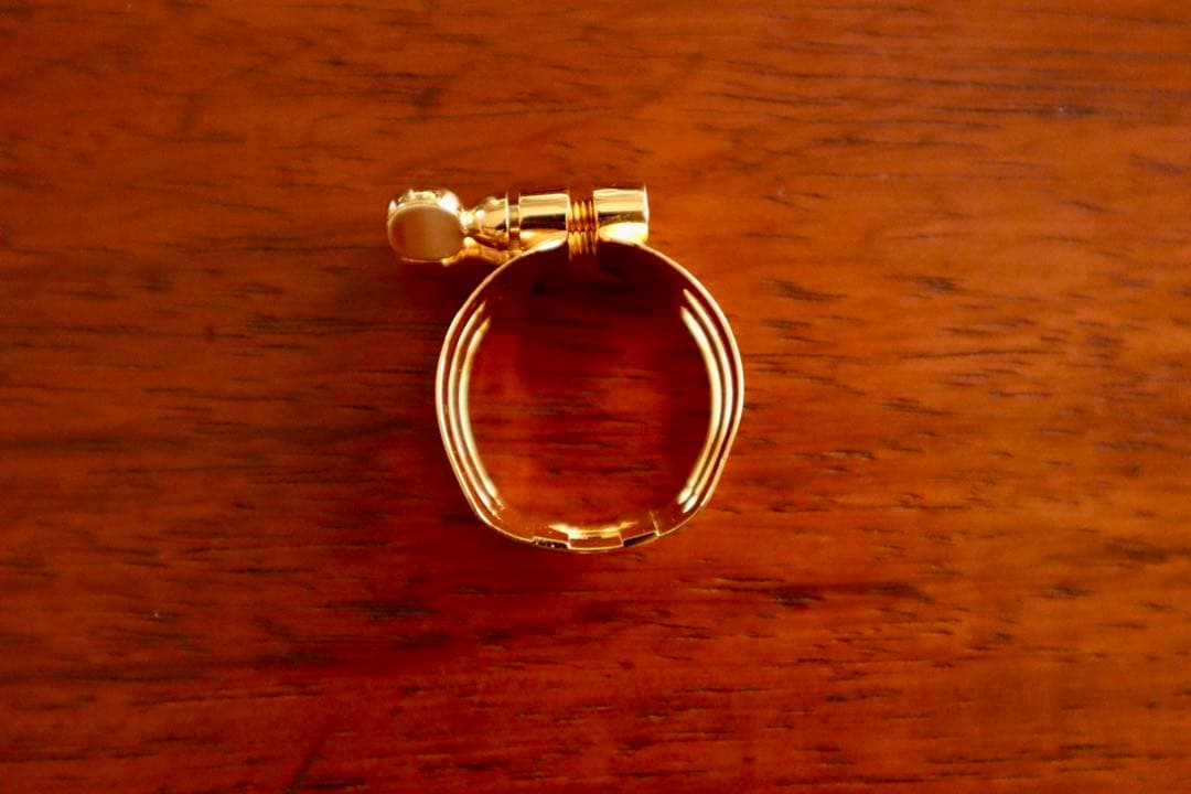 ウッドストーン アルトサックス用リガチャー(メイヤーラバー用GP)