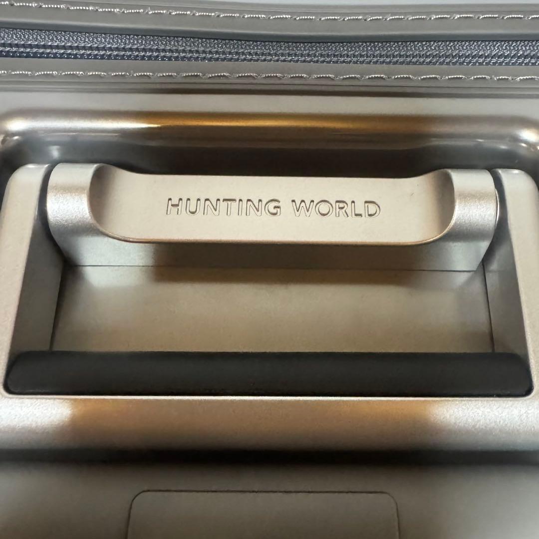 i*4様 シルバー ポリカーボネート キャリーケース