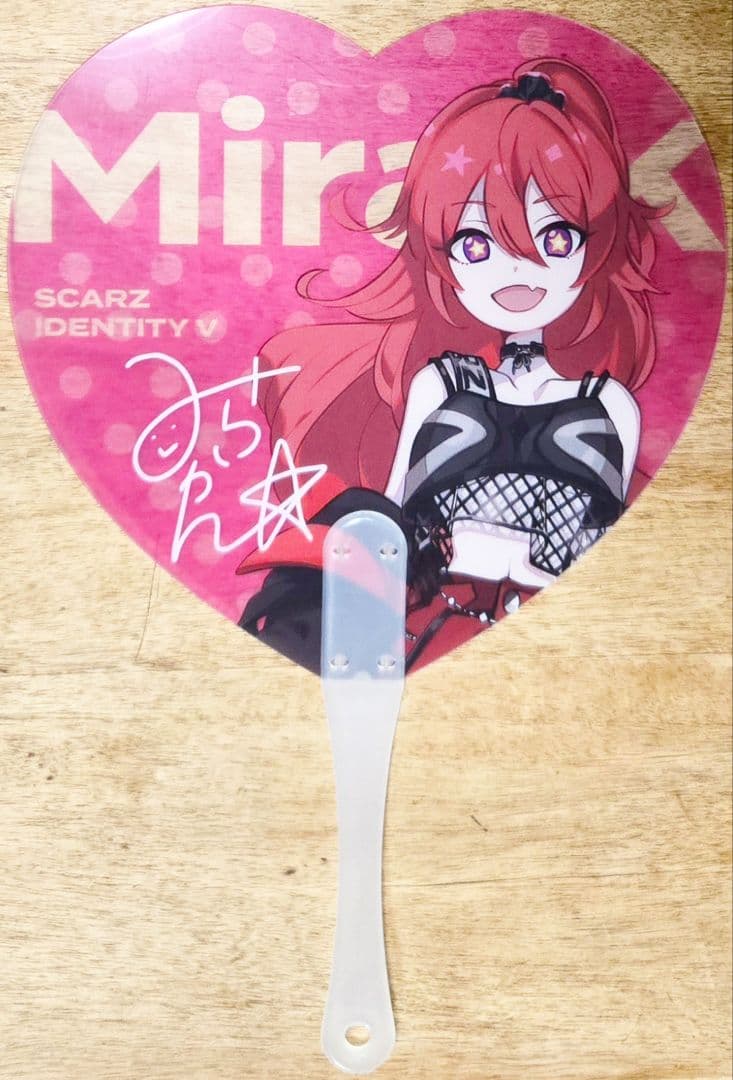 ピンズ・ピンバッジ・缶バッジ ayako