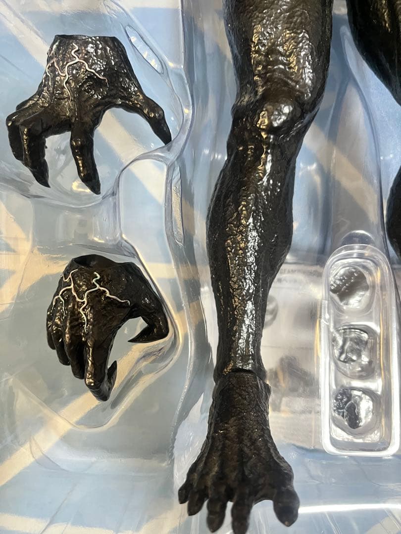 ホットトイズ　ヴェノム