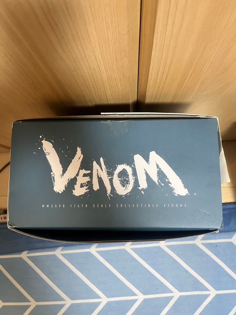 ホットトイズ　ヴェノム