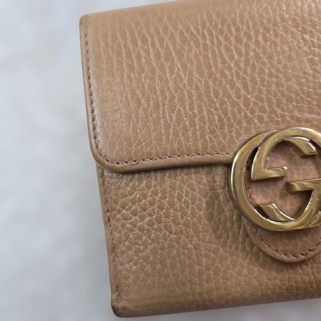 GUCCI グッチ　ベージュ インターロッキングG 2つ折り財布