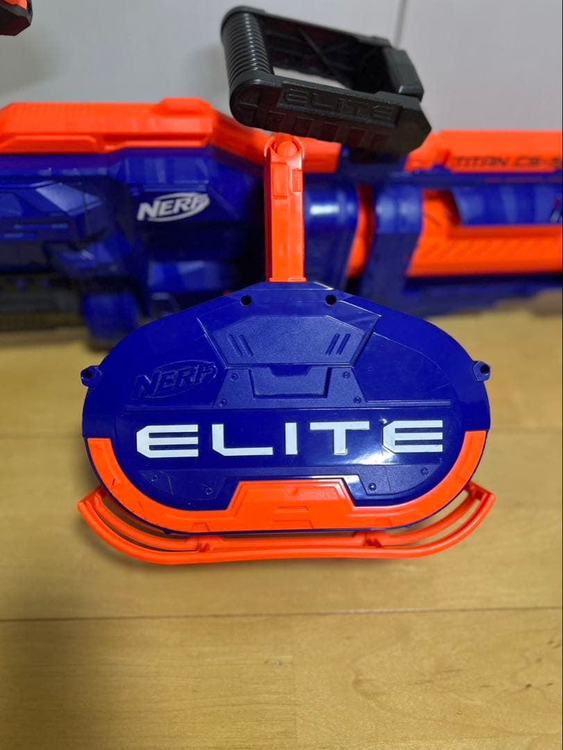 r*1様 (激レア）NERF Titan CS-10 トイガン 80発マガジン
