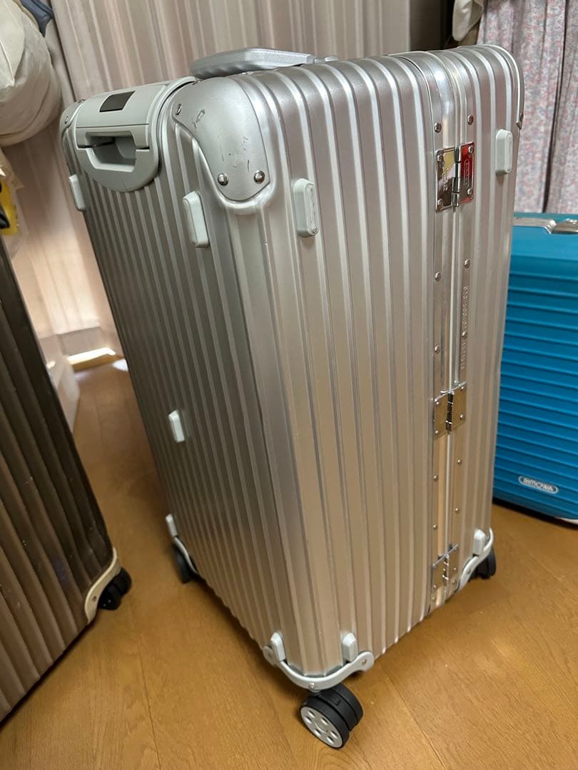 えんおむすび　リモワ アルミ　スポーツ　89L