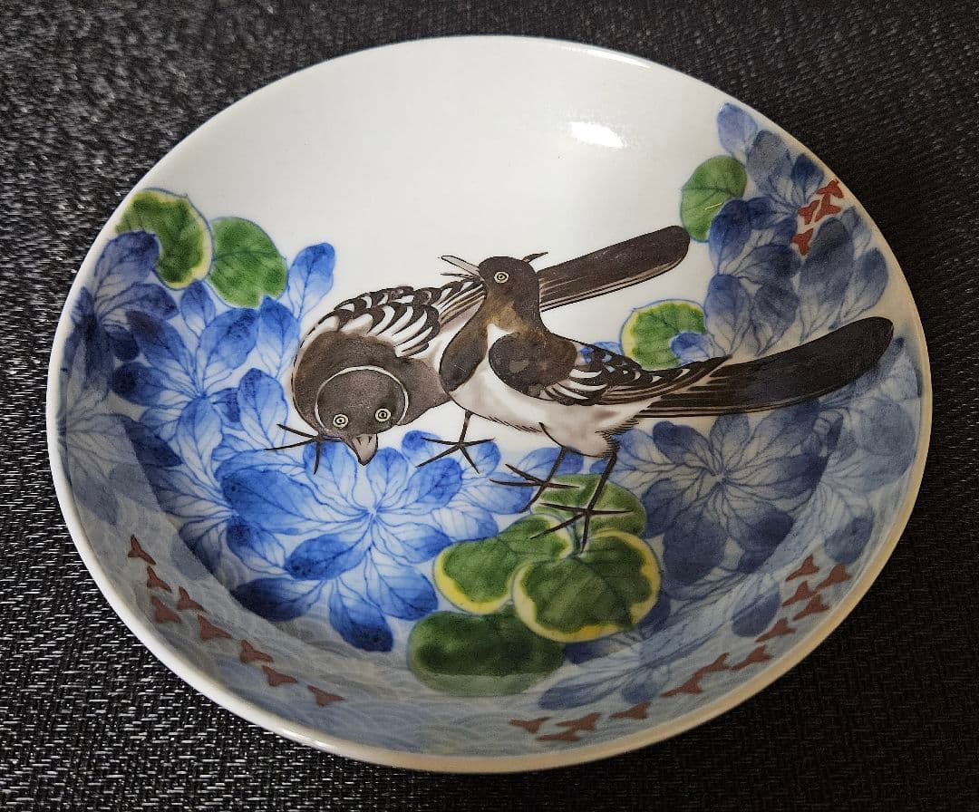 【大名品❗】【真作保証❗】江戸時代　色鍋島　鶺鴒図　墨弾き青海波文様　約五寸皿