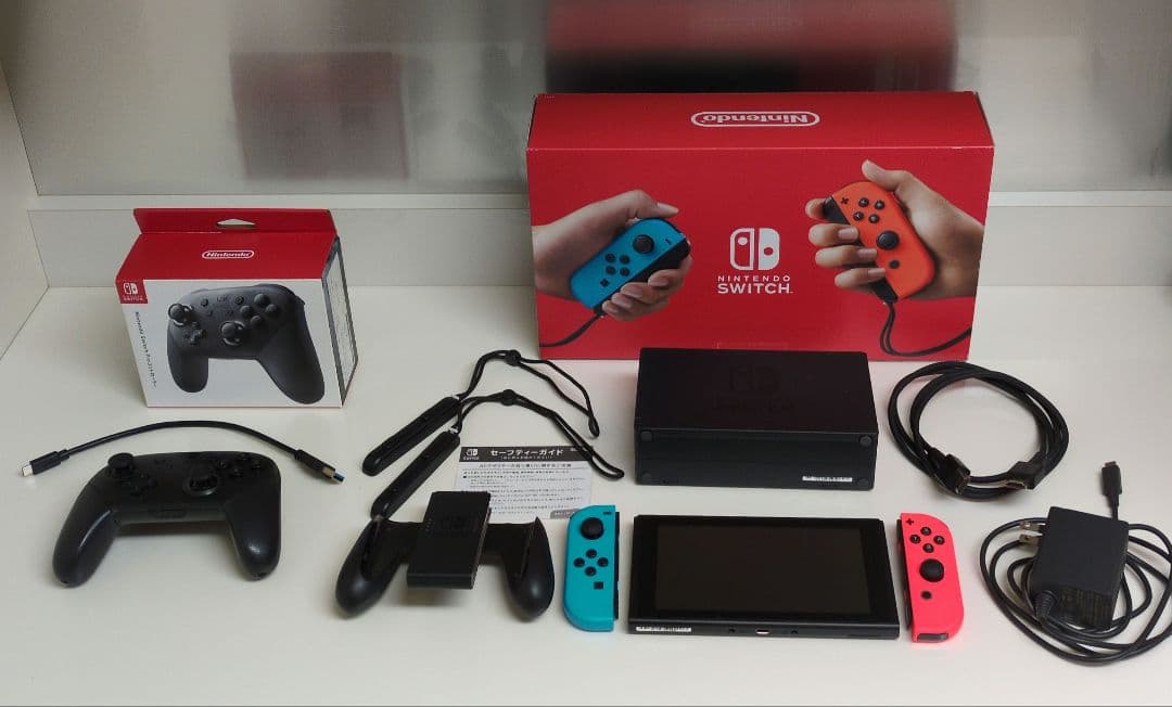 Nintendo Switch 本体、プロコン、箱付き