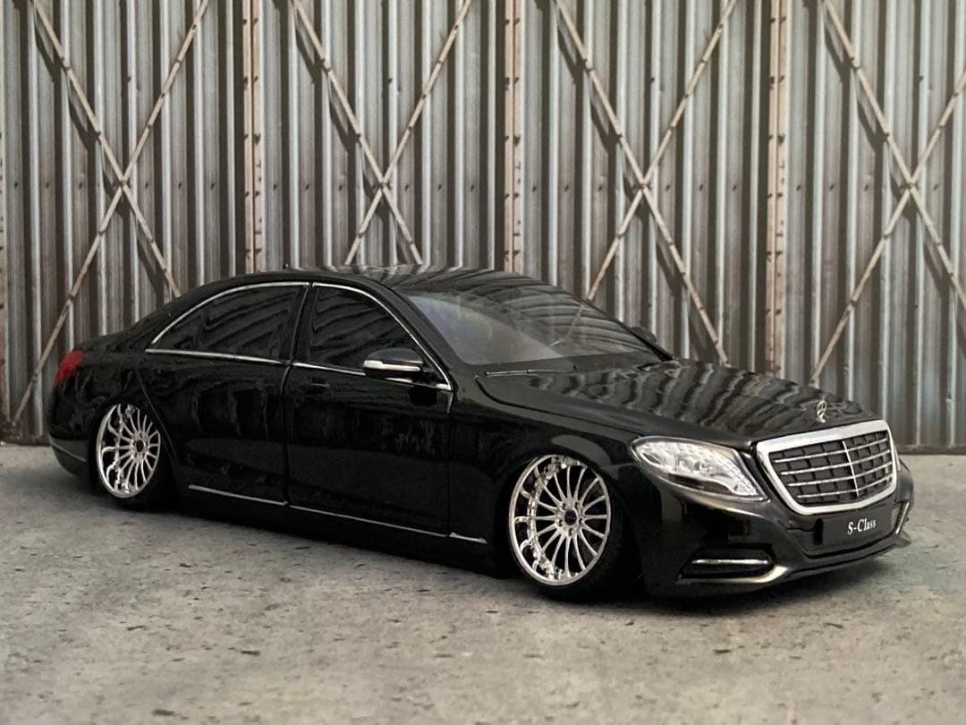 1/24 メルセデスベンツSクラス黒（カスタム品）
