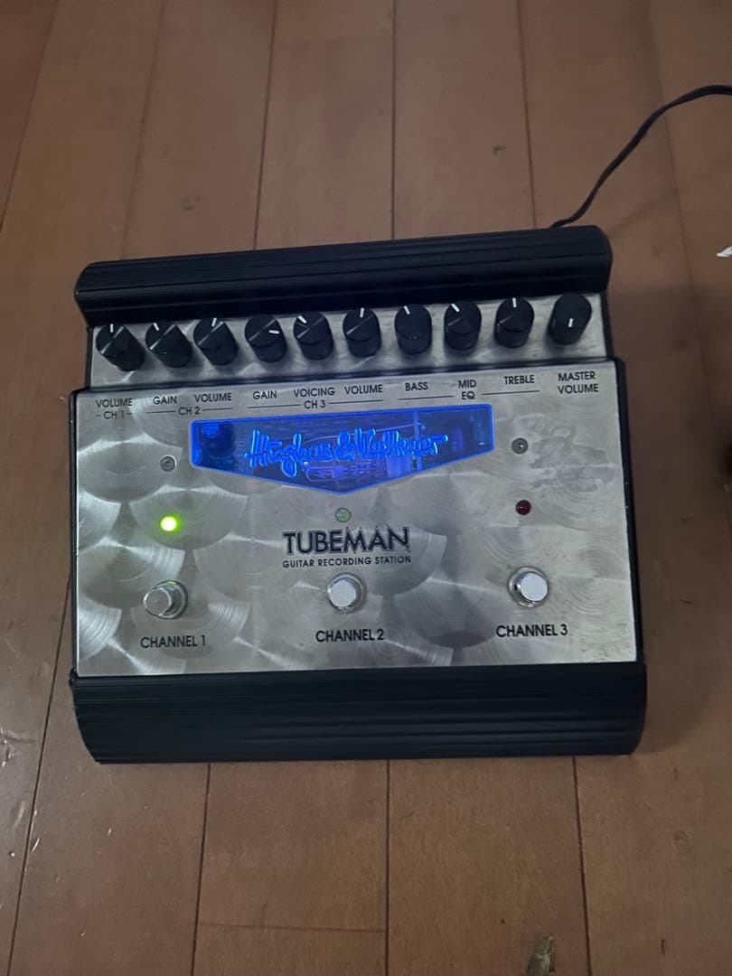 Hughes&Kettner TUBEMAN 2ギタープリアンプ