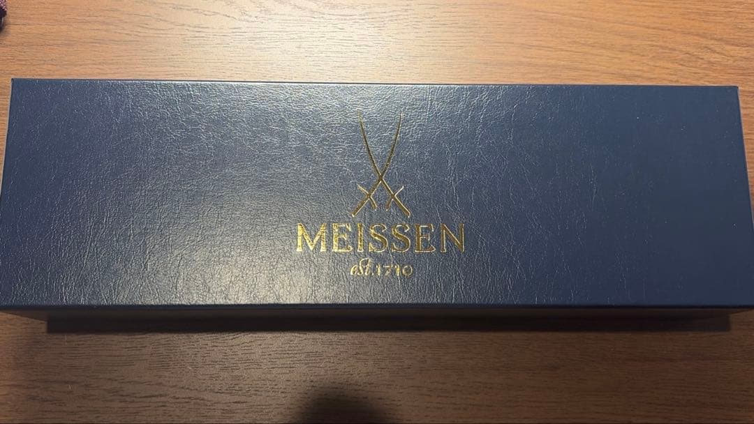 マイセン ミニ干支人形 卯(ウサギ)2体セット(台座付）