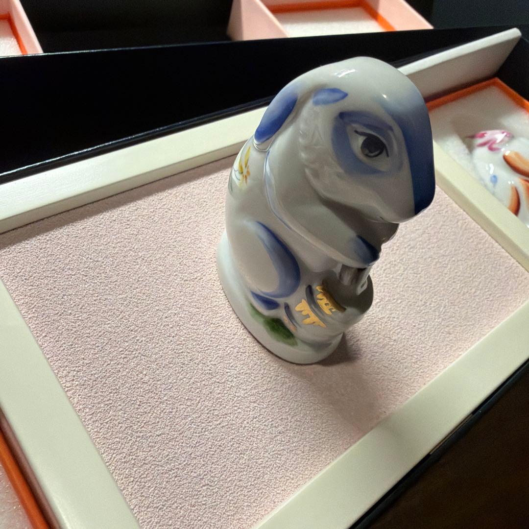 マイセン ミニ干支人形 卯(ウサギ)2体セット(台座付）