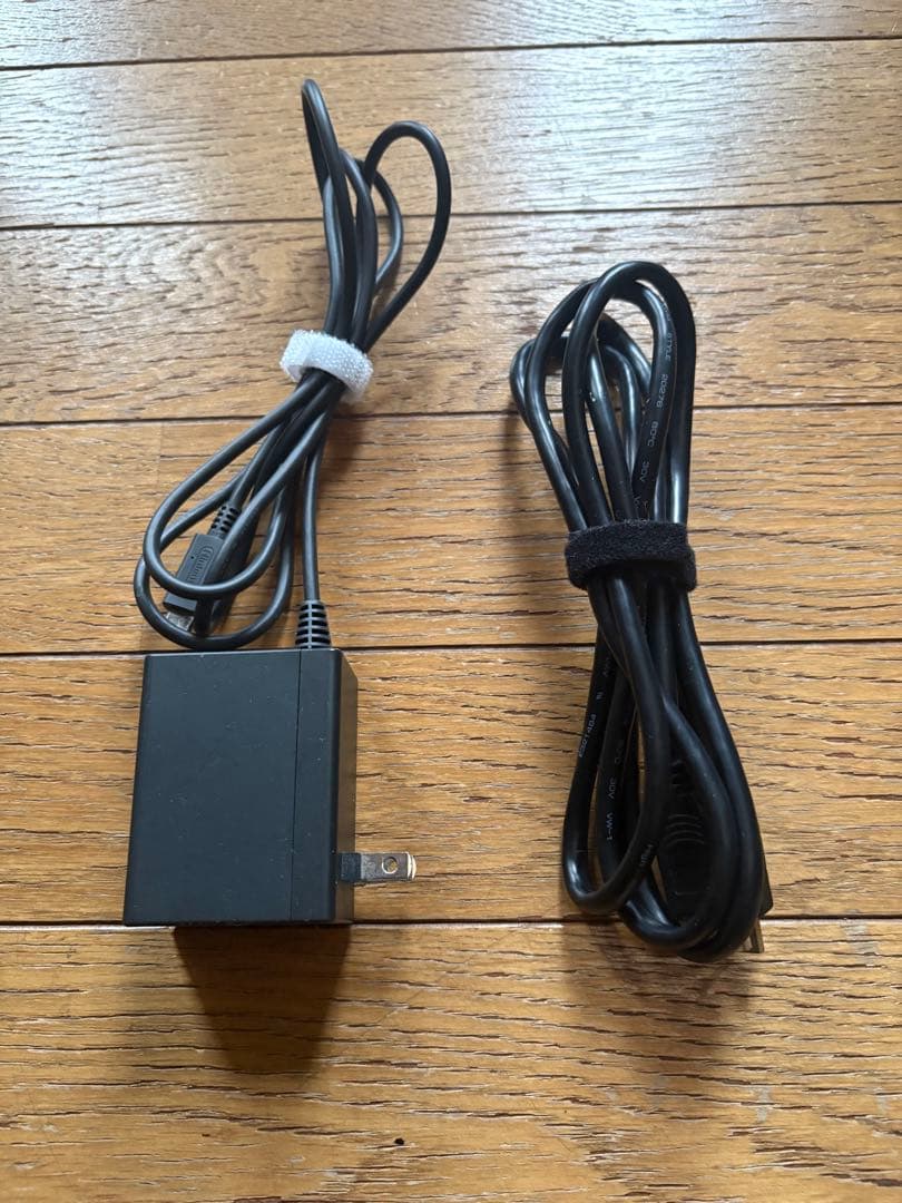 Nintendo Switch 本体 HAC-001(ジョイコンのみなし）