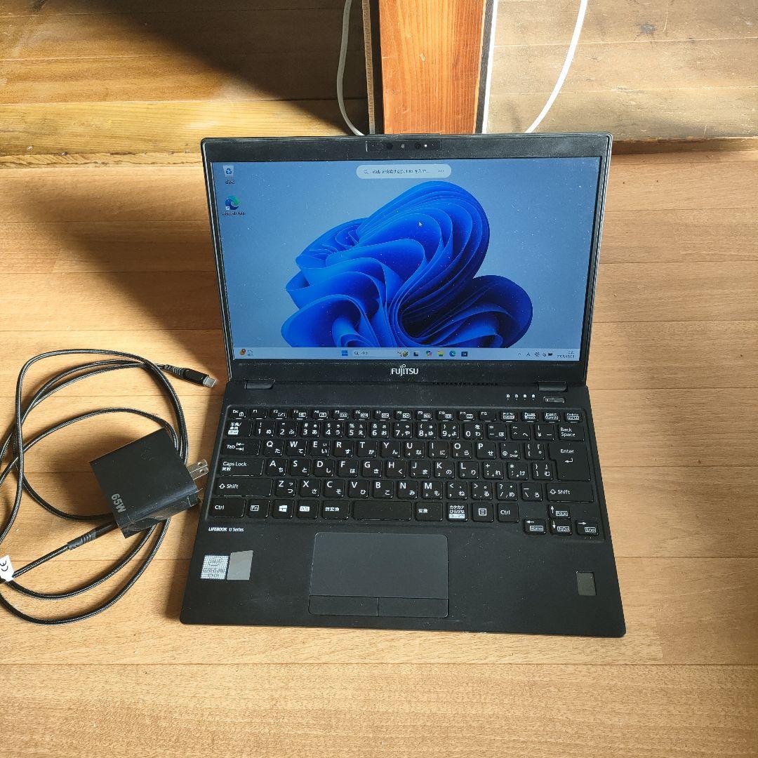 富士通 10世代 正規版Win11 Office 2024付き