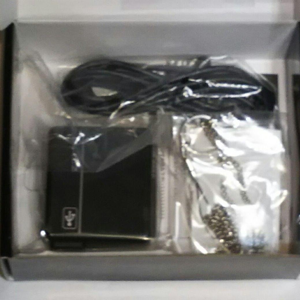 【匿名配送】新品　トライウイン blua ブルーア ポータブル空気清浄機 箱なし