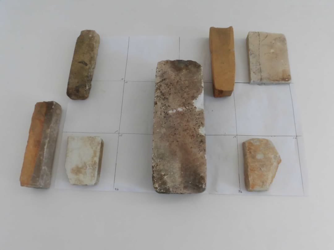 【昭和レトロ】天然砥石７個セット　欠け・割れあり