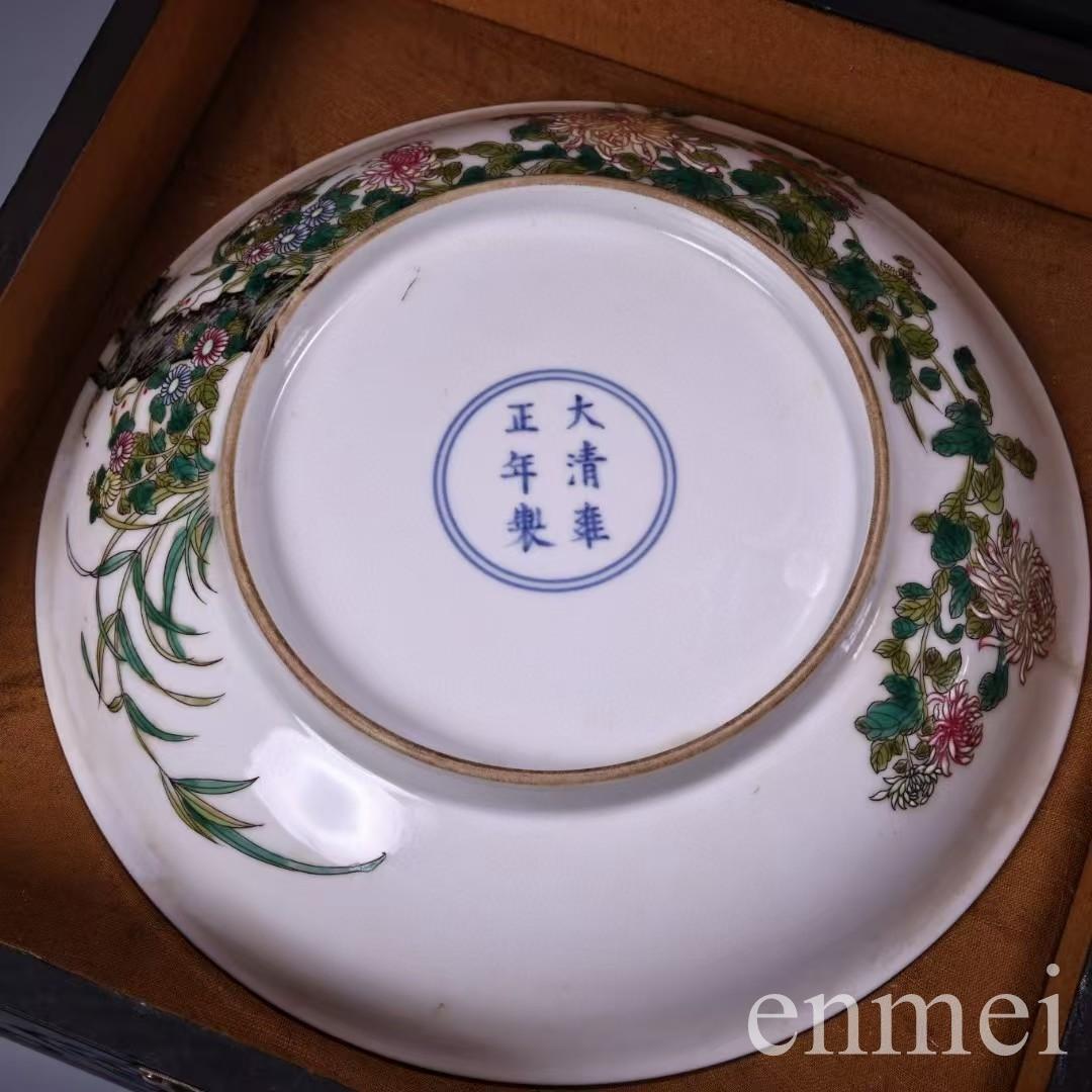 中国古美術・珍蔵粉彩・花鳥絵磁器の中皿・純手描き・木製箱付・置物・文房具・観賞皿