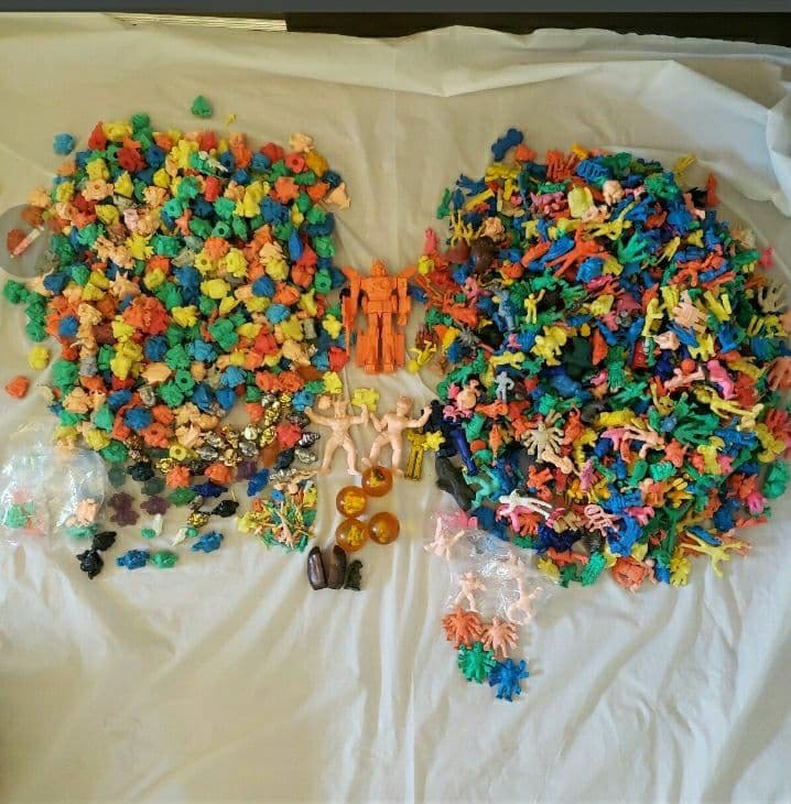 ガン消し　キン消し　特撮　怪獣など　当時物　大量まとめ売り　1000体以上