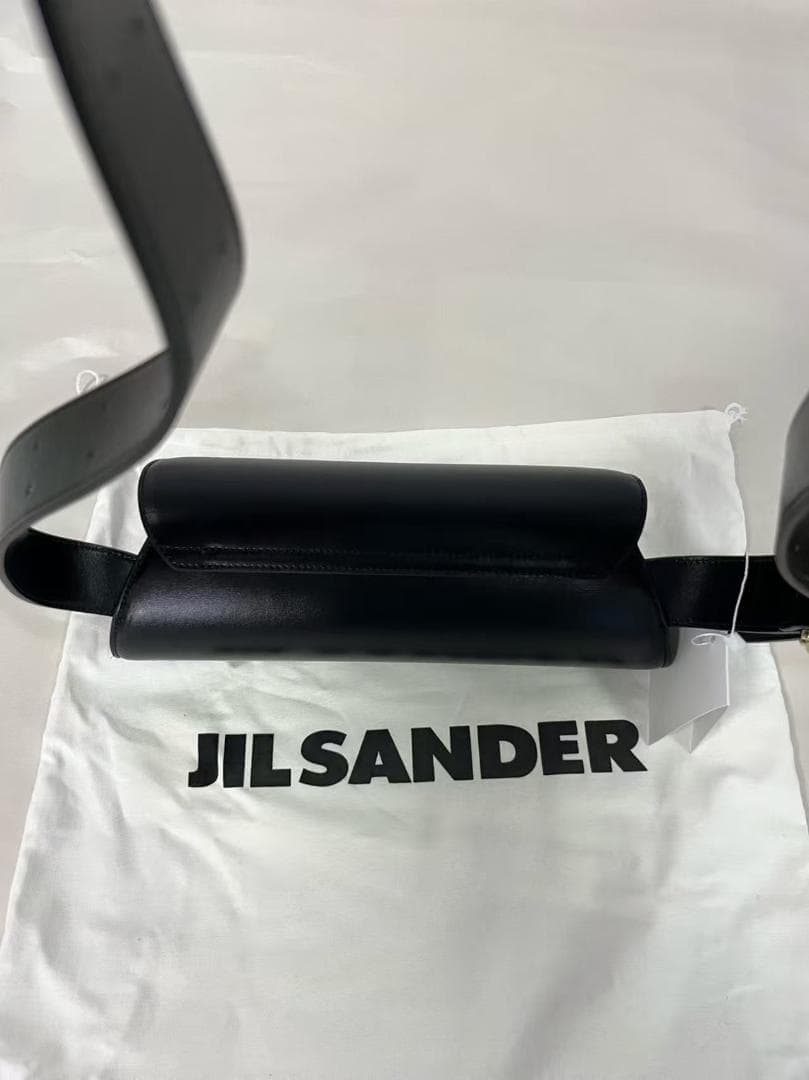 美品✨ブラックレザーショルダーバッグ