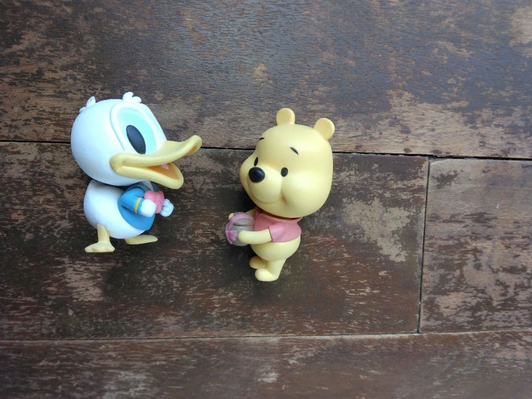 ディズニー　四点　ミッキー　プーさん　ドナルド　グーフィー