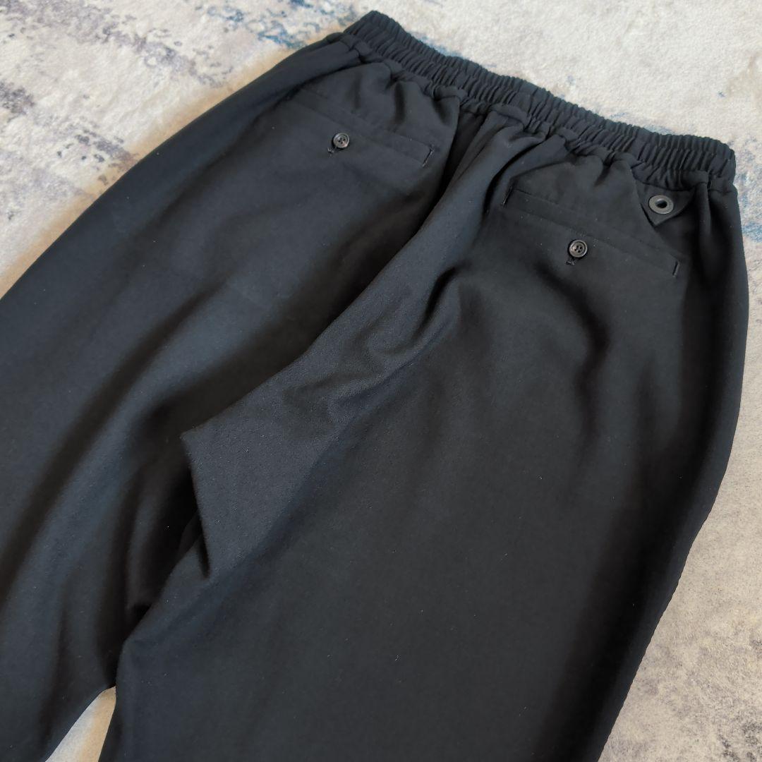 ホワイトマウンテニアリング ストレッチド テーパード サルエルパンツ