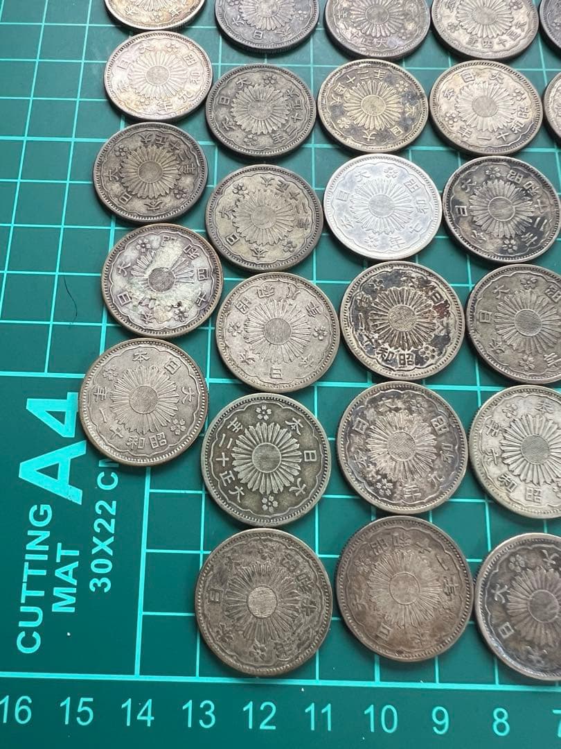 日本銀貨　小型50銭銀貨 50枚まとめロット