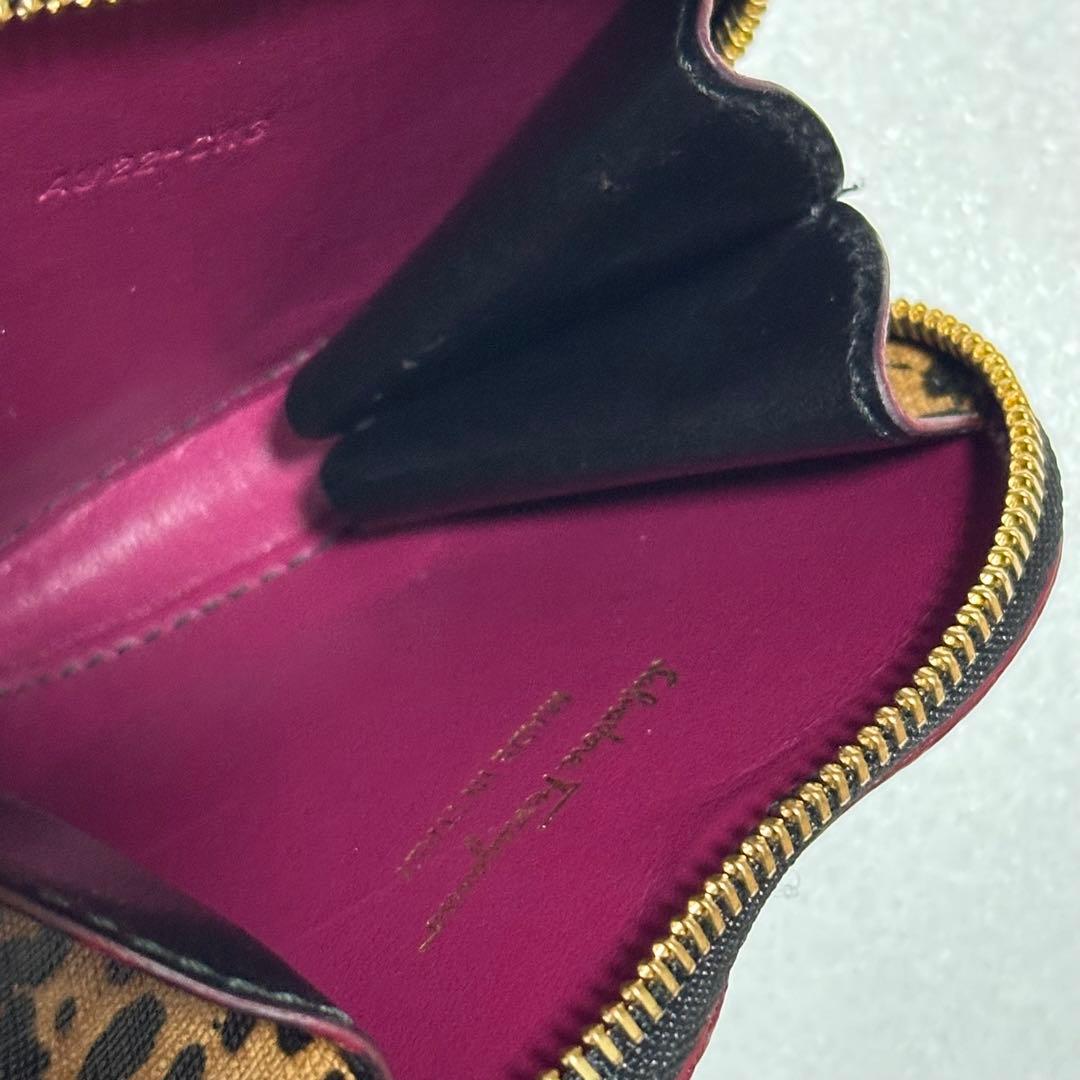 フェラガモ ハート型 レオパード柄 ケース ガンチーニ