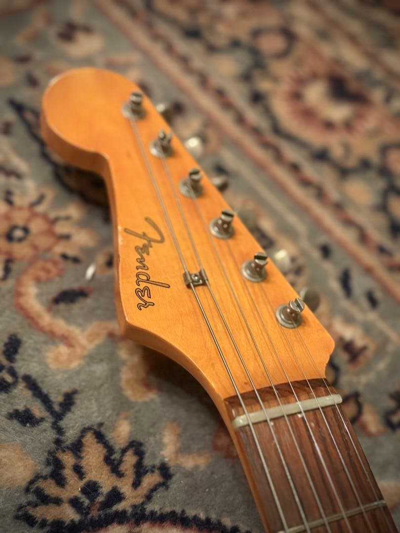 Component custom Stratocaster フルエイジド