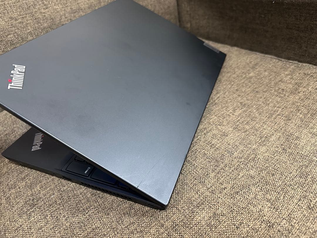 Lenovo ThinkPad 15.6インチ ノートPC 10世代　ジャンク