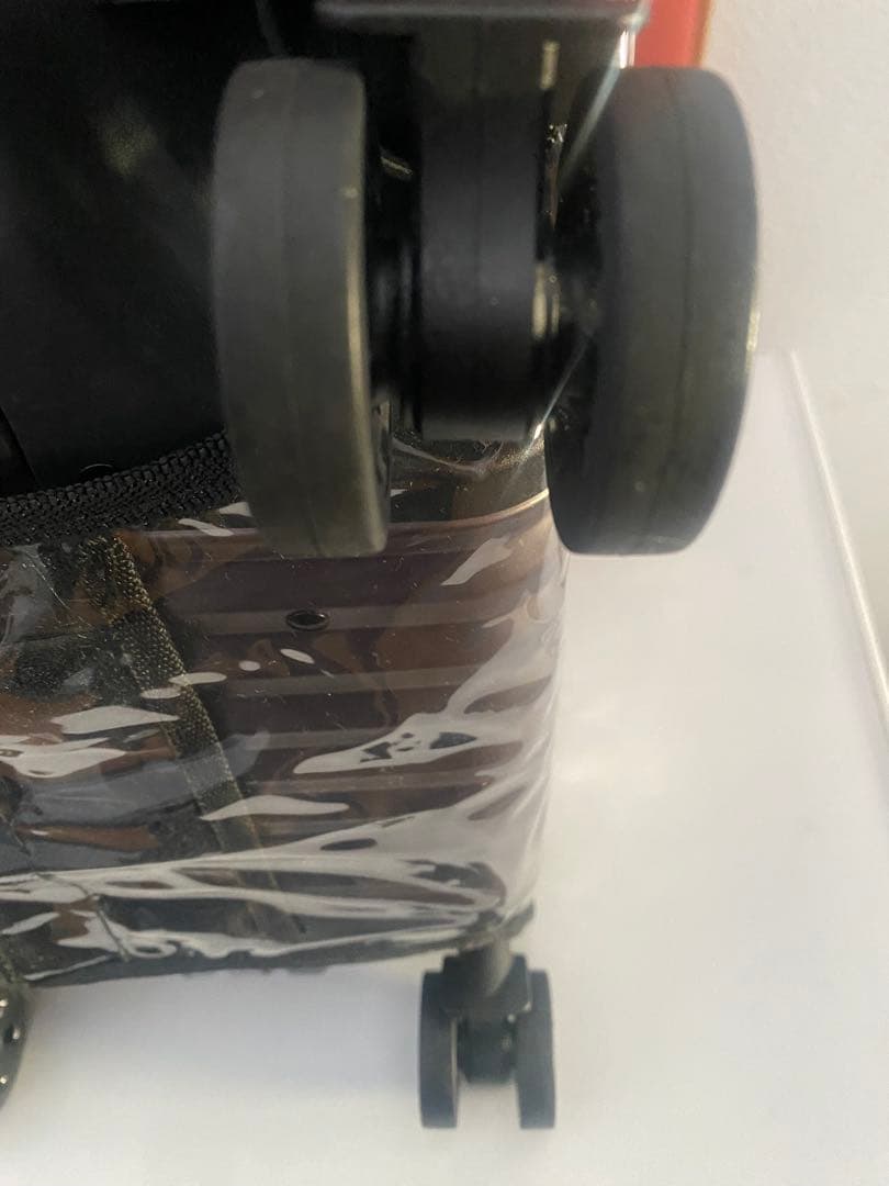 非売品 新品未使用AMG ダークグレー キャリーケース 33L