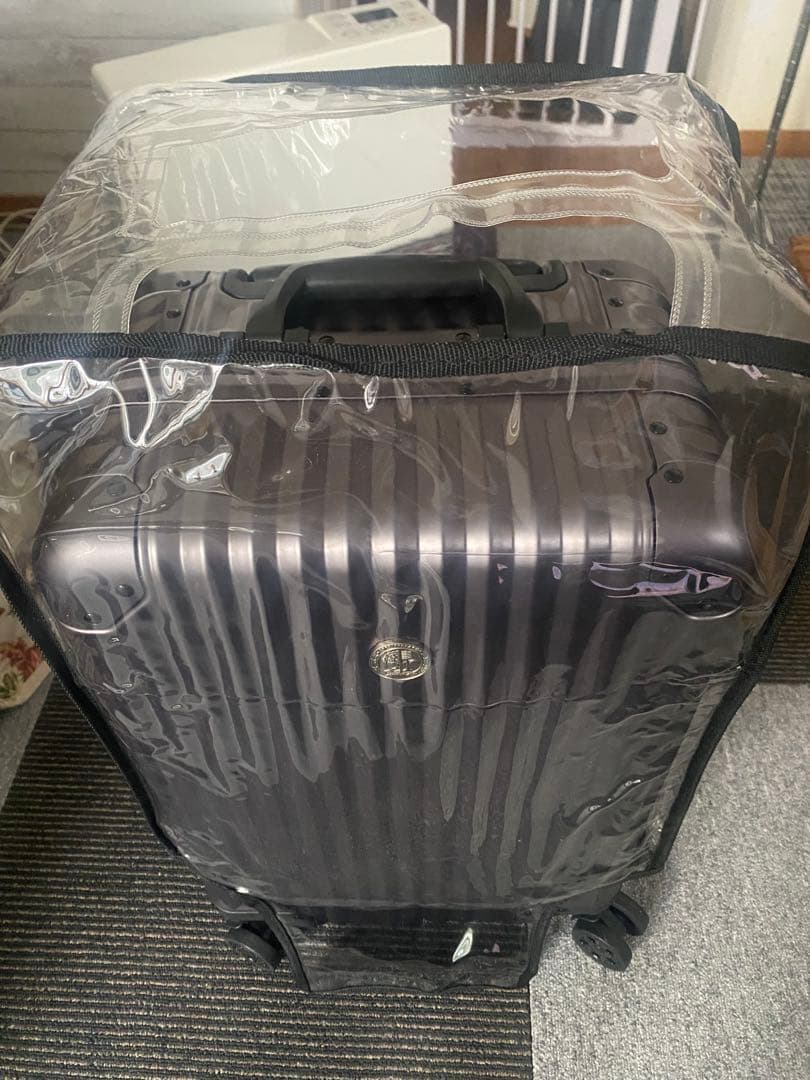 非売品 新品未使用AMG ダークグレー キャリーケース 33L