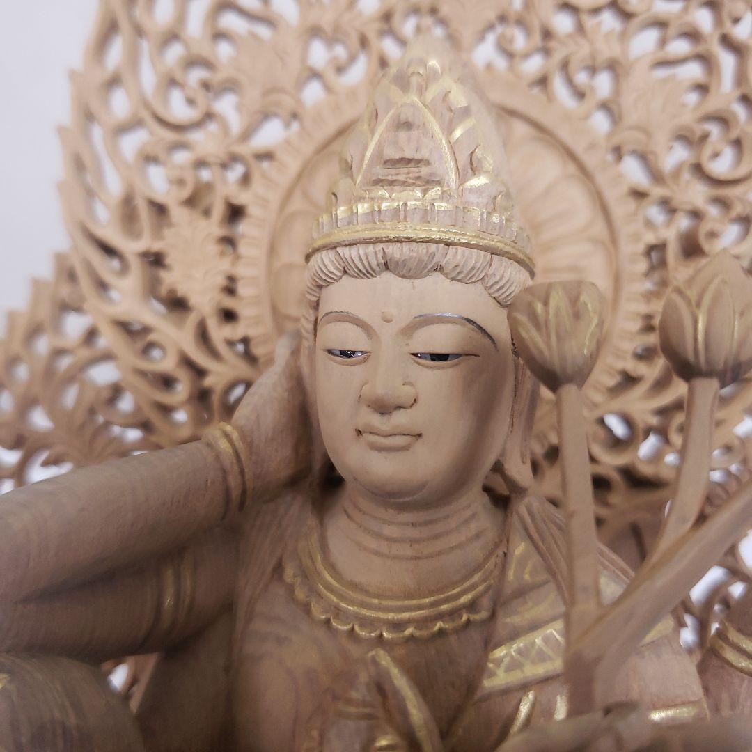 Ｂフライデー蔵出し特価香木 特上彫り如意輪観音菩薩像2.5寸眼入り 二重唐草光背