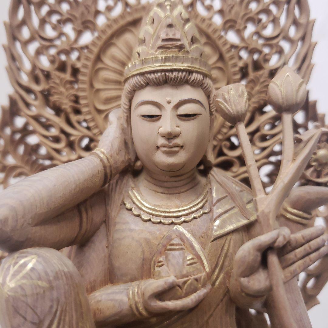 Ｂフライデー蔵出し特価香木 特上彫り如意輪観音菩薩像2.5寸眼入り 二重唐草光背