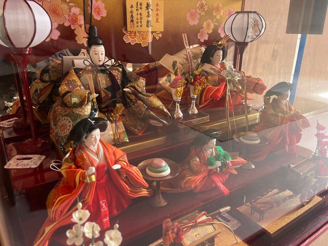 ひな人形セット　歓喜雛　本金衣装　平安春峰　高級ガラスケース付き