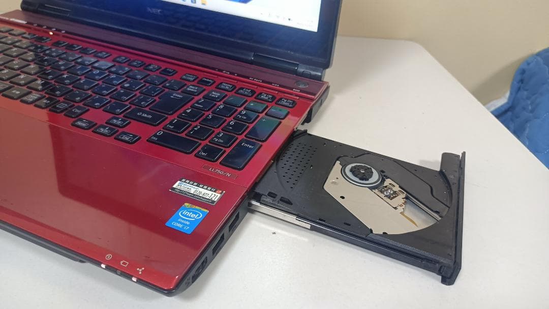 タッチ機能Blu-rayノートパソコンNEC Core i7 SSD256G