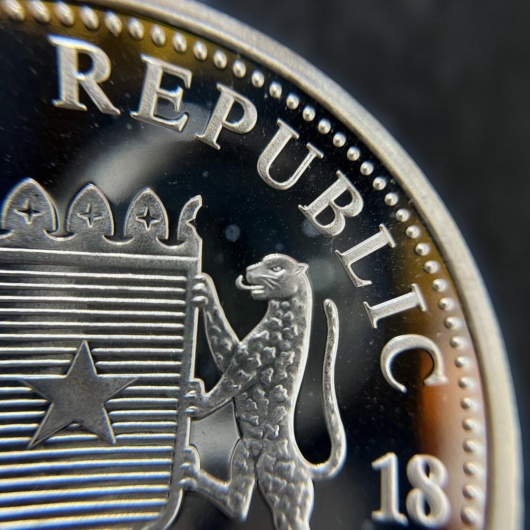 【純銀】ソマリア共和国　2018年　エレファント銀貨100シリング　1オンス①