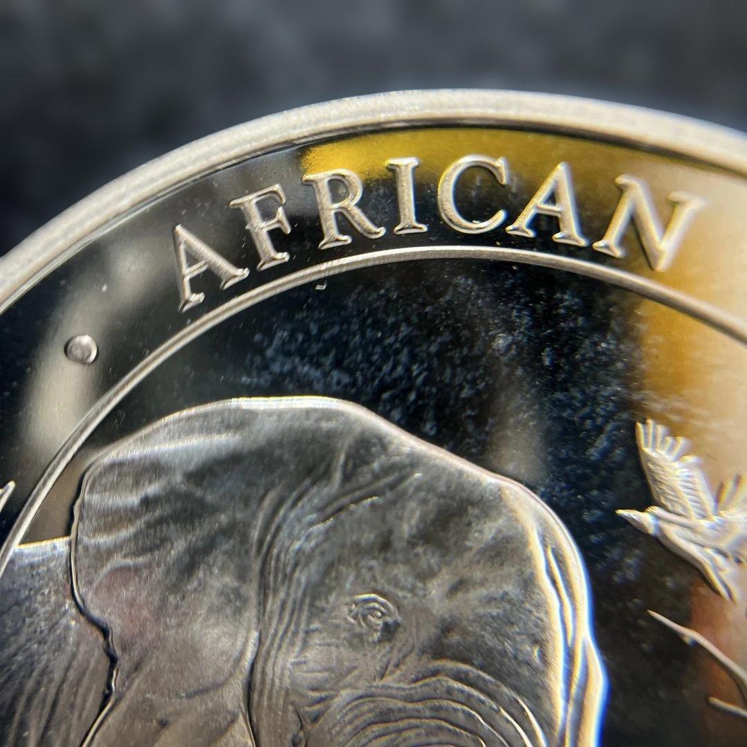 【純銀】ソマリア共和国　2018年　エレファント銀貨100シリング　1オンス①