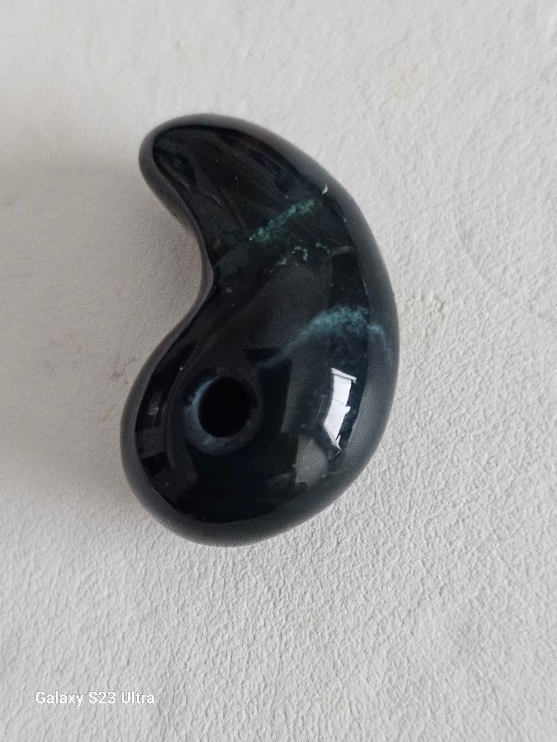 出雲瑪瑙　碧玉勾玉２６mm　伝統工芸士作品 碧玉証明書付き