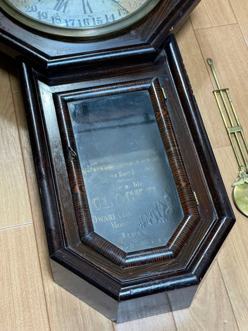 動作品 尾張時計 カレンダー付10吋八角尾長 柱時計