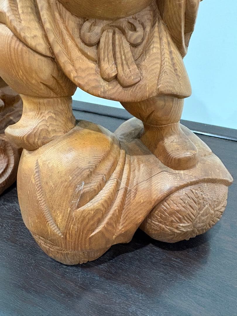 恵比寿様　大黒様　木製、伝統的な工芸品　二体セット